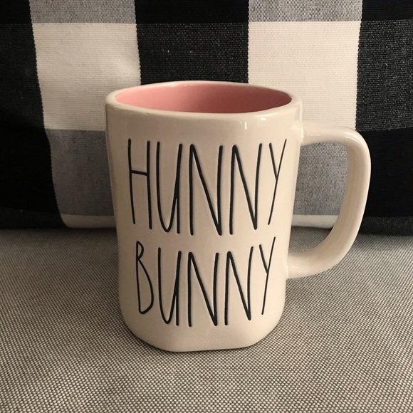 RAE DUNN • HUNNY BUNNY Mug